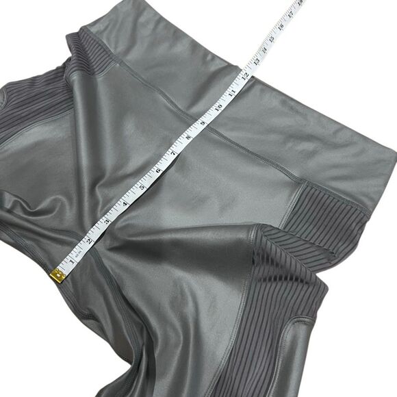 Fabletics Leggings Motion365+ Contour High-Waisted Gunmetal Gray Shine Size XL - Picture 13 of 14